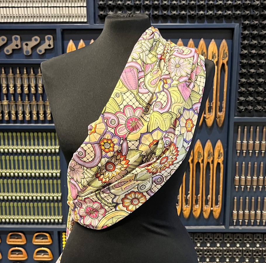 Sciarpa seta e cotone, disegno floreale 